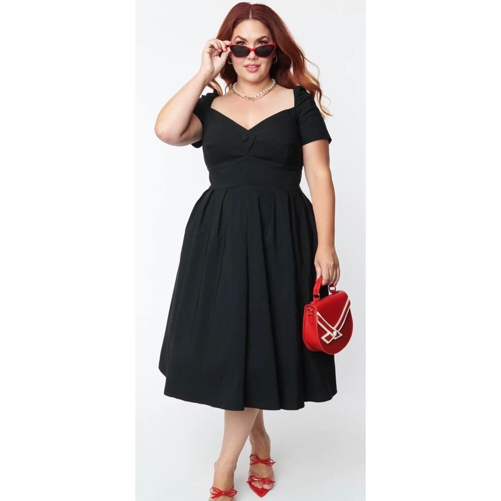 Unique Vintage 1950’s Black Midge Sweetheart Swing Dress
2X 18 NWT